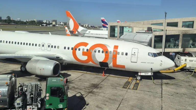 Boeing 737-800 da GOL no pátio do Aeroporto de Congonhas (CGH)