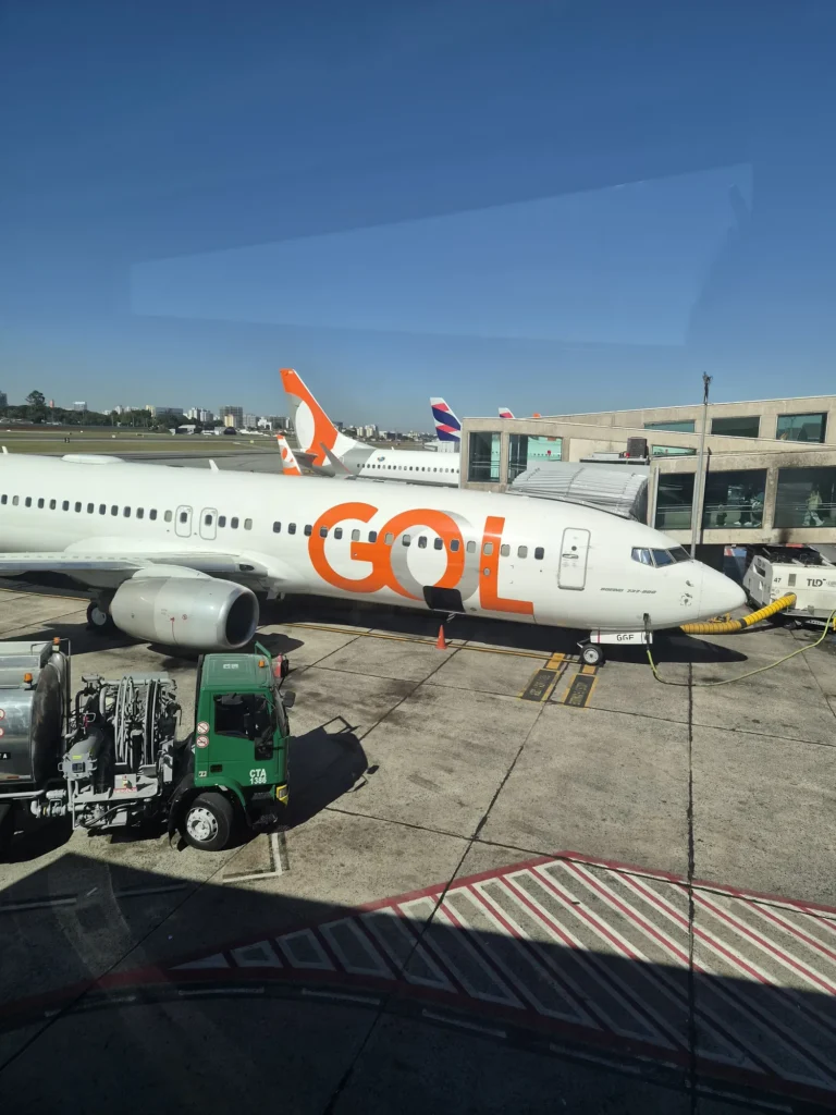 Boeing 737-800 da GOL no pátio do Aeroporto de Congonhas (CGH)