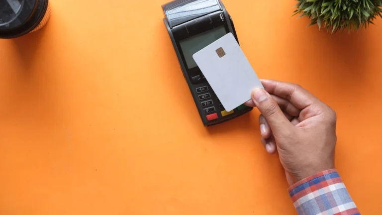 Pagamento por aproximação com cartão