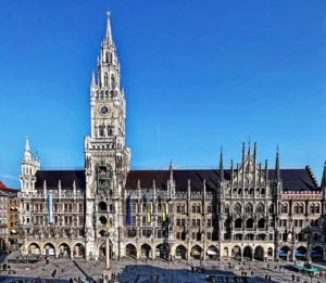 Marienplatz e a Frauenkirche, Munique