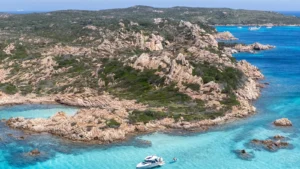 Sardenha com milhas: praias, hotéis e como chegar